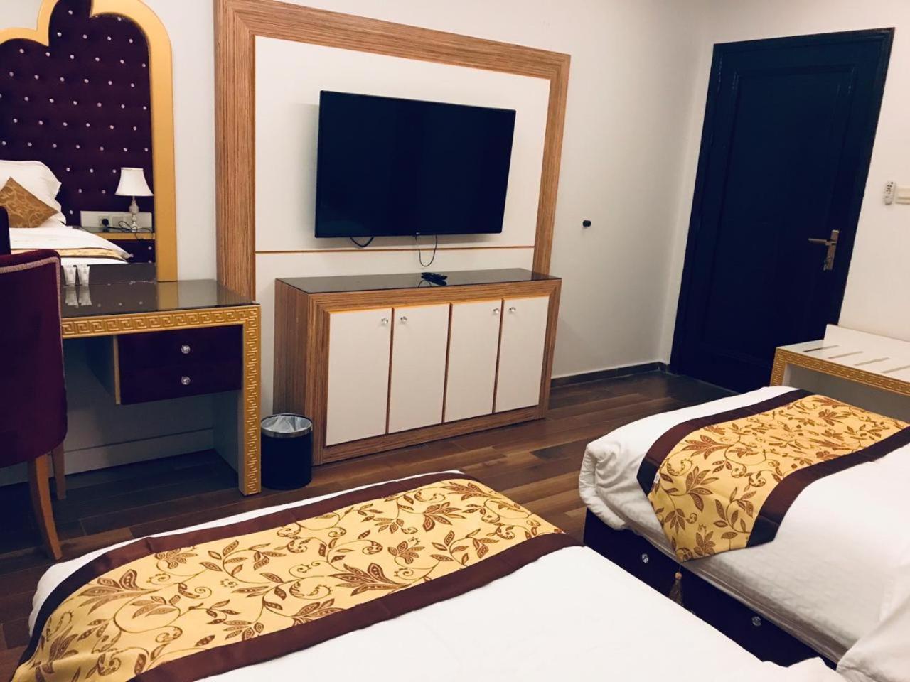Luxury 2*